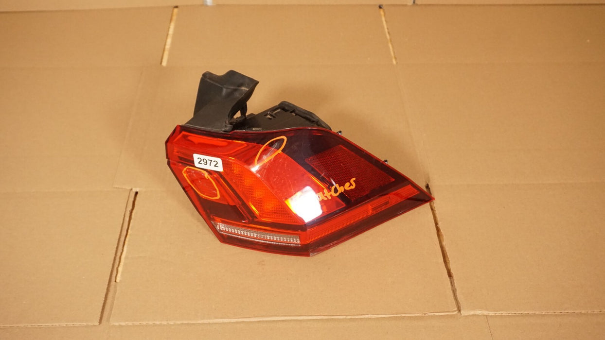 2018-2020 VOLKSWAGEN TIGUAN RIGHT PASSENGER SIDE OUTER TAIL LIGHT LAMP OEM