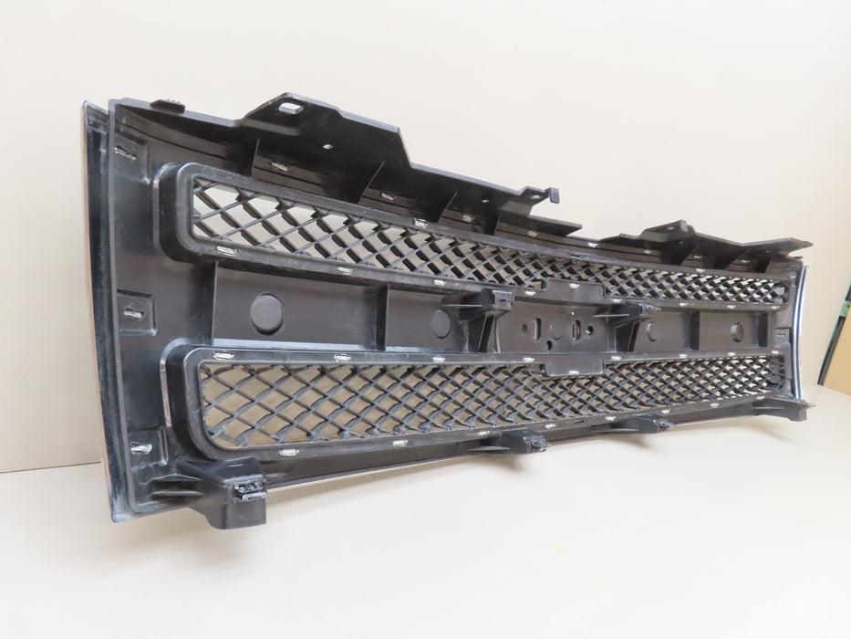 2007-2013 CHEVROLET SILVERADO 1500 FRONT RADIATOR GRILLE GRILL OEM