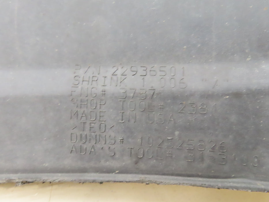 2015-2020 CHEVROLET TAHOE/SUBURBAN FRONT LOWER AIR DAM DEFLECTOR OEM 22936501
