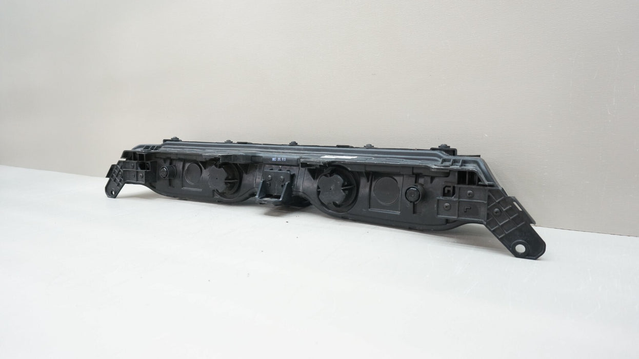 2020-2022 KIA SOUL FRONT CENTER LED LIGHT OEM 92209-K0