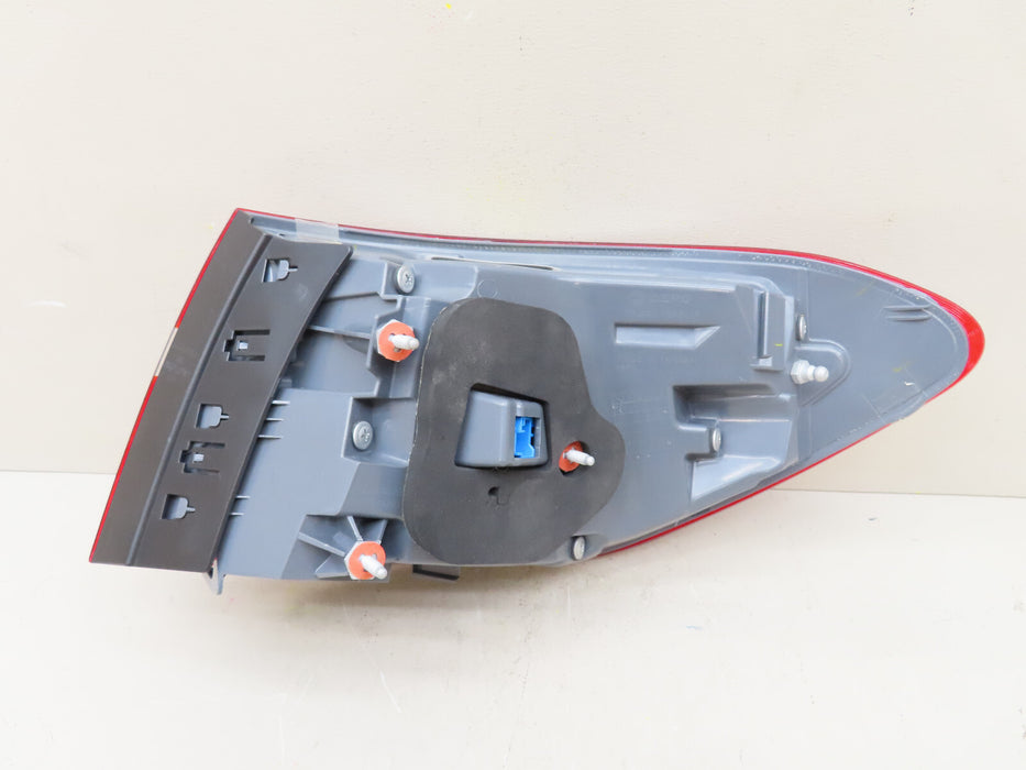 2016 2019 MERCEDES-BENZ GLC 300 REAR LEFT DRIVER OUTER TAIL LIGHT CAPA