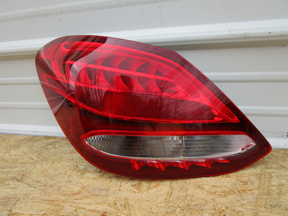 15 16 17 MERCEDES W205 C-CLASS SEDAN LEFT REAR LED TAILLIGHT TAILLAMP OEM