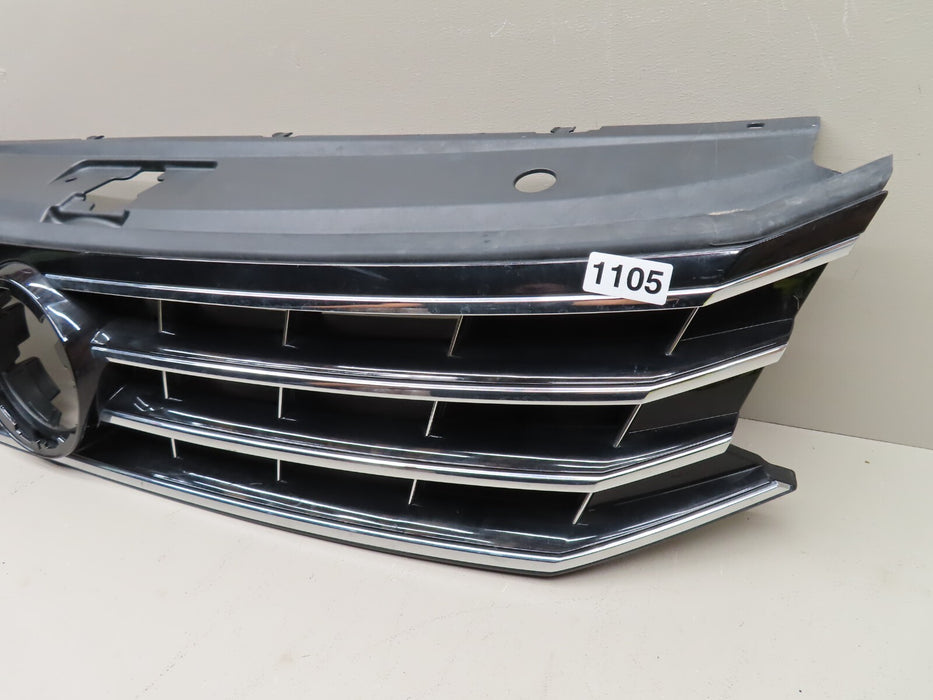 2016-2018 VOLKSWAGEN PASSAT FRONT BUMPER UPPER RADIATOR GRILLE GRILL CHROME OEM