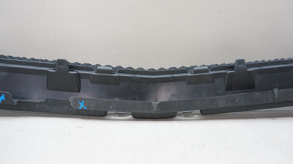 2019-2023 MERCEDES BENZ C300 FRONT LOWER CENTER GRILLE OEM 205-885-25 01