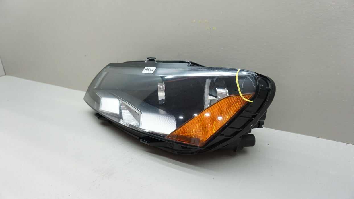 2012-2015 VOLKSWAGEN PASSAT FRONT LEFT DRIVERS SIDE HEADLIGHT HALOGEN OEM 13 14