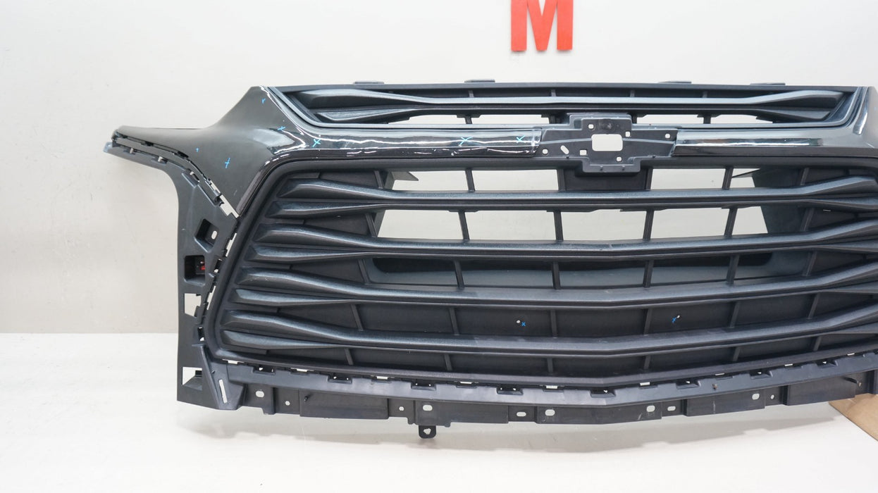 2019-2022 CHEVROLET BLAZER FRONT RADIATOR GRILLE GRILL 84612436 OEM