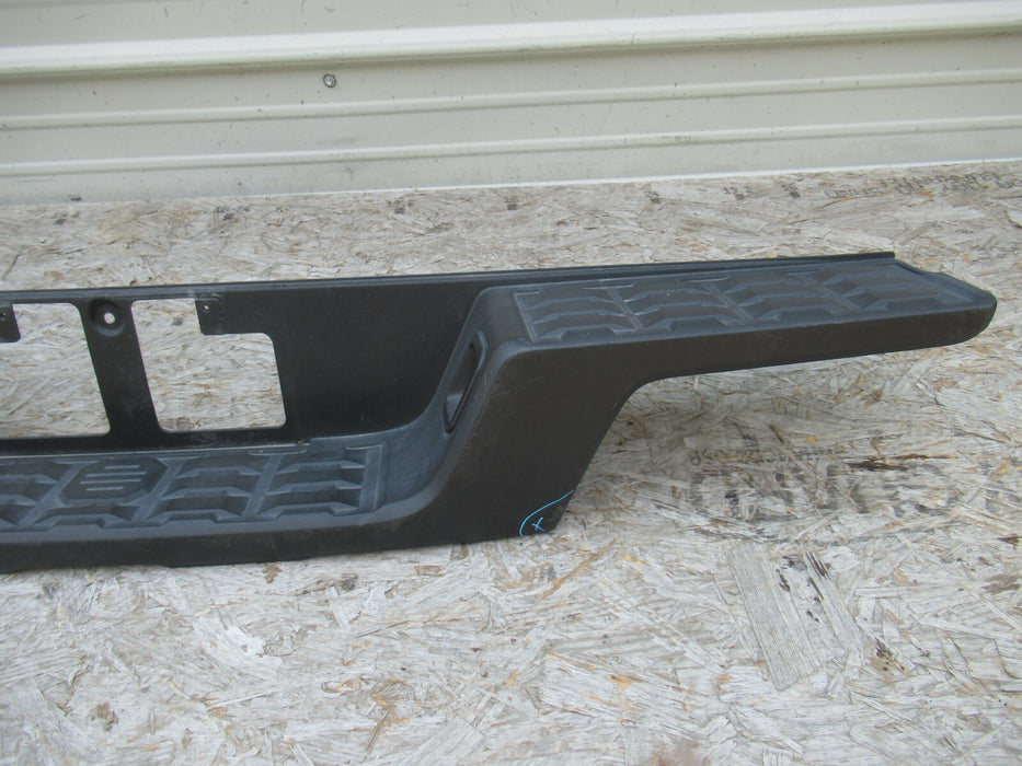 2016-2020 TOYOTA TACOMA REAR BUMPER STEP PAD PANEL SUPPORT PLATE 52461-04020 OEM