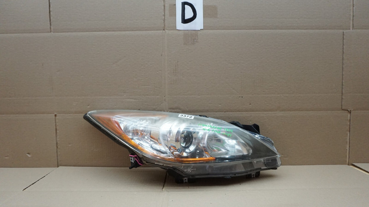 2010-2013 MAZDA 3 RH RIGHT PASSENGER SIDE HALOGEN HEADLIGHT OEM