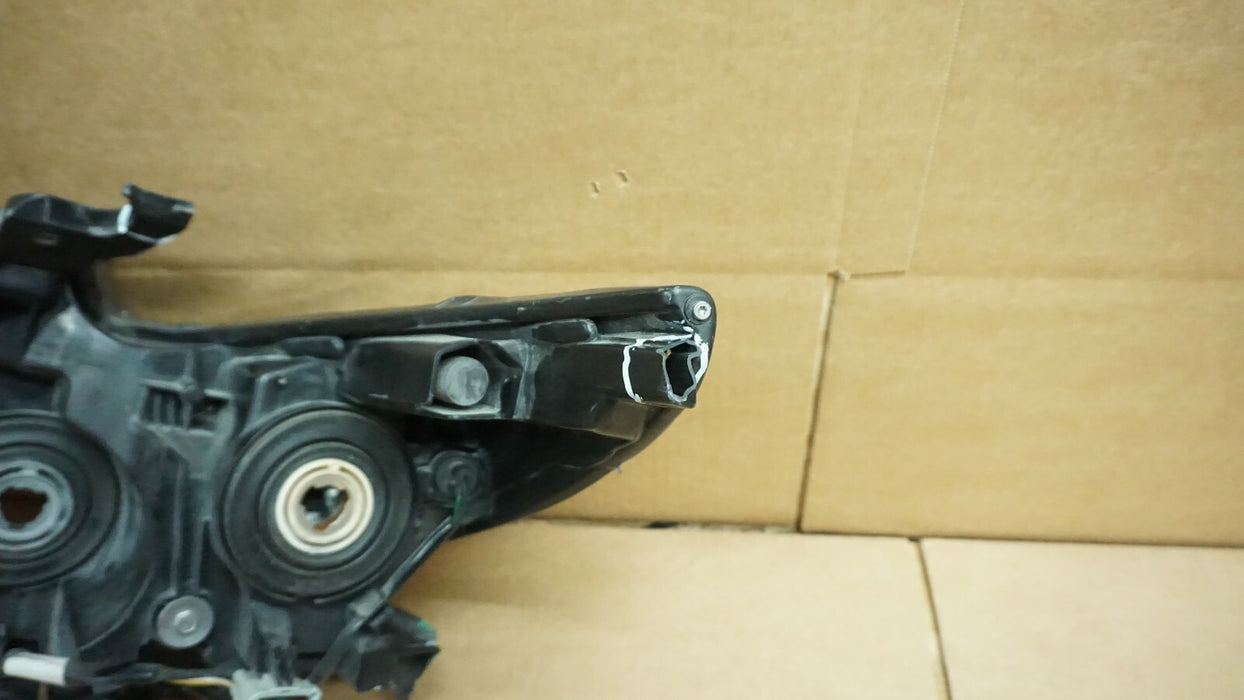 2016-2018 NISSAN ALTIMA RIGHT PASSENGER SIDE HALOGEN HEADLIGHT HEADLAMP OEM