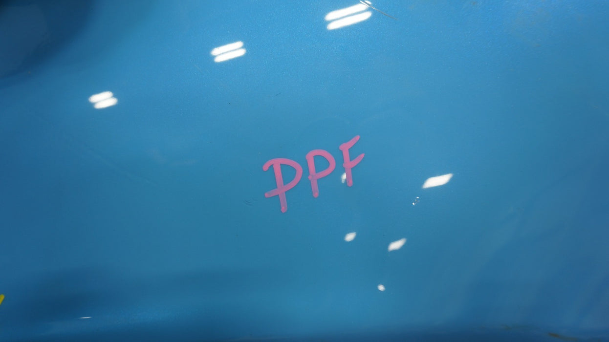 *DAMAGED LAMBORGHINI HURACAN STO REAR RIGHT QUARTER PANEL CARBON FIBER OEM