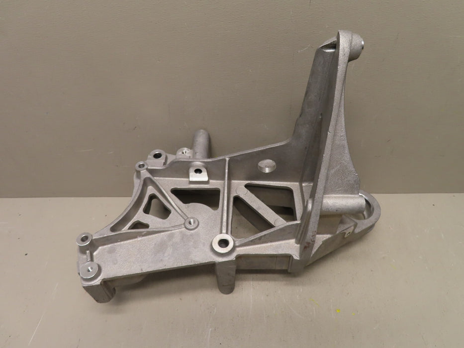 LAMBORGHINI AVENTADOR REAR HEAD TIMING ALTERNATOR AC PUMP BRACKET OEM 470903103G