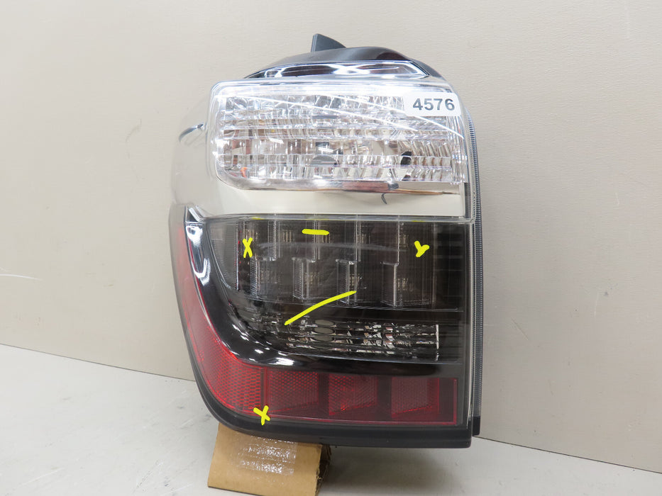 2014-2023 TOYOTA 4RUNNER REAR LEFT DRIVER SIDE TAIL LIGHT OEM