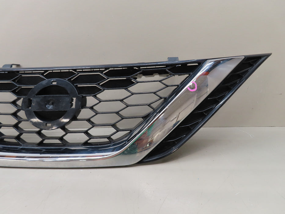 2016-2018 NISSAN SENTRA FRONT RADIATOR GRILL GRILLE OEM