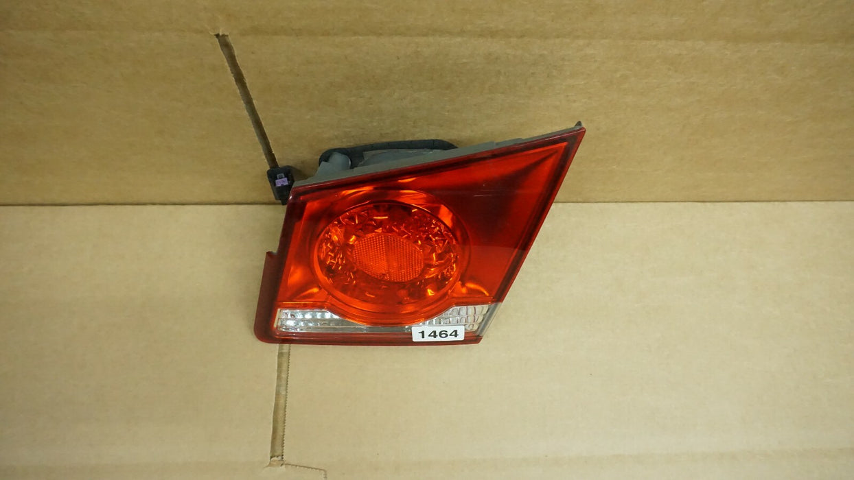2011-2016 CHEVROLET CRUZE REAR RIGHT PASSENGER SIDE INNER TAIL LIGHT LAMP OEM