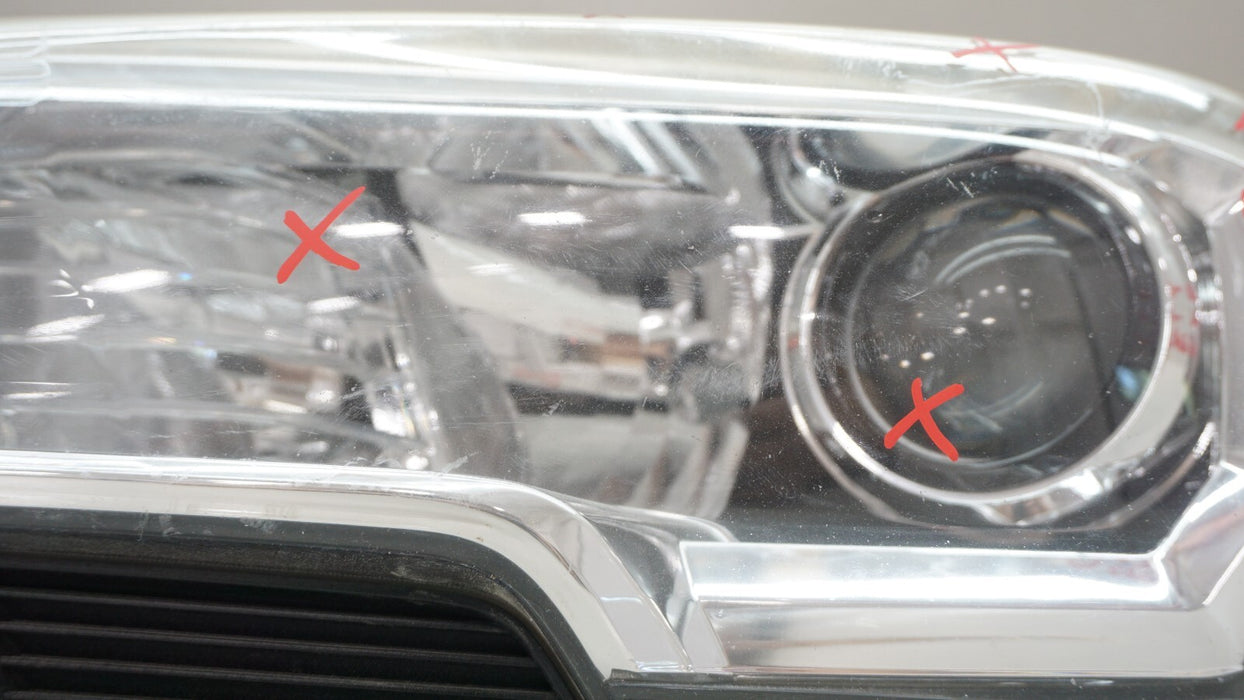 2016-2023 TOYOTA TACOMA FRONT LEFT DRIVERS SIDE HEADLIGHT HALOGEN OEM