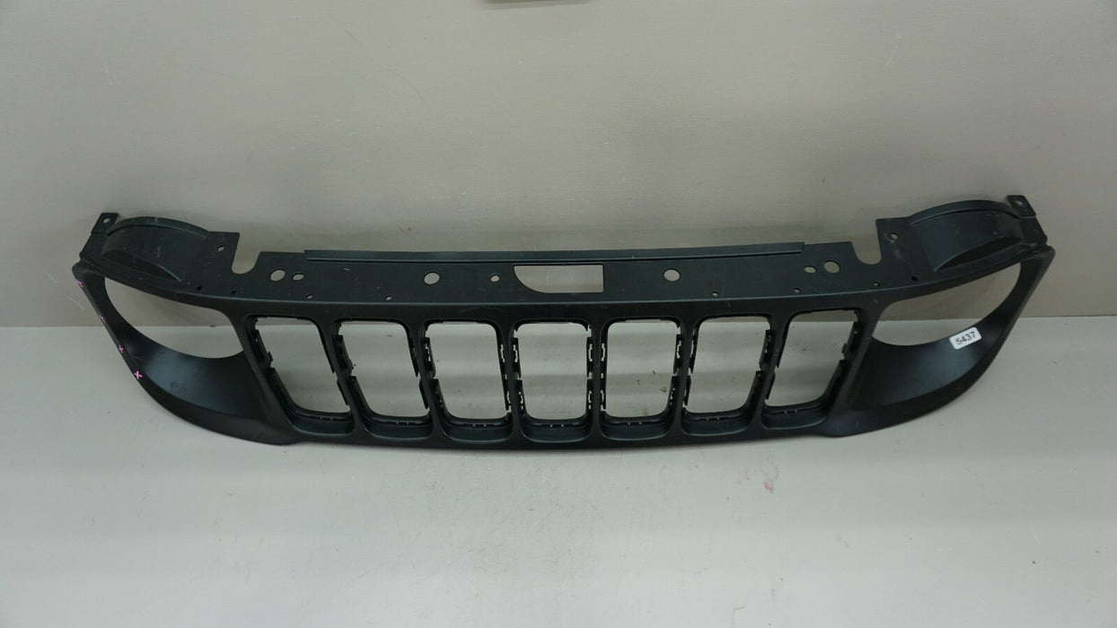 2015-2018 JEEP RENEGADE FRONT BUMPER UPPER GRILL GRILLE OEM 52088680 15 16 17 18