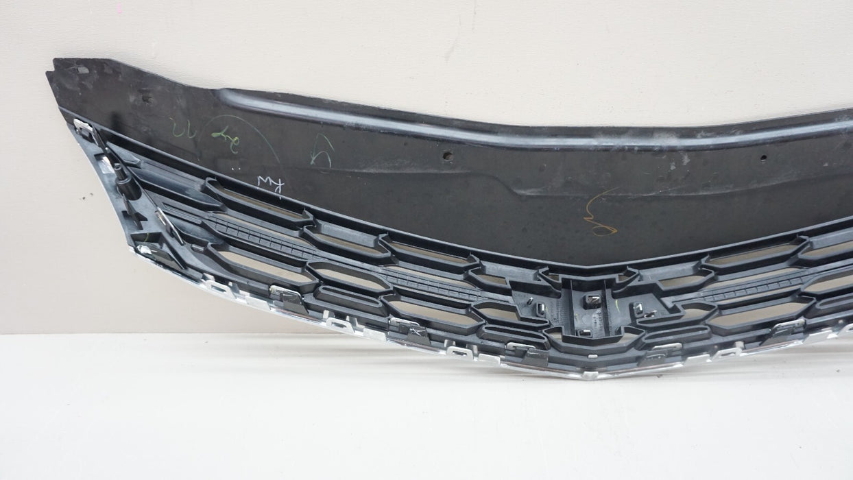 2016-2018 CHEVROLET CRUZE FRONT UPPER GRILLE GRILL OEM GM3092Y10