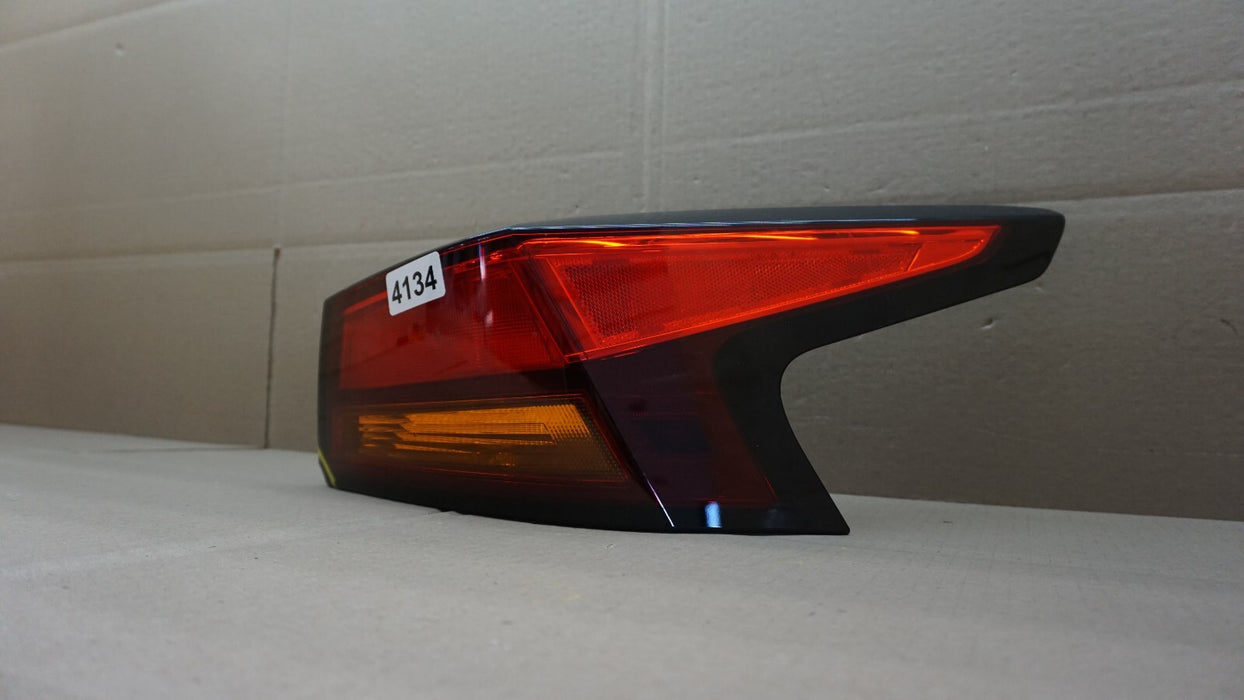 2019-2022 NISSAN ALTIMA REAR RIGHT PASSENGERS SIDE TAIL LIGHT OEM 19 20 21 22