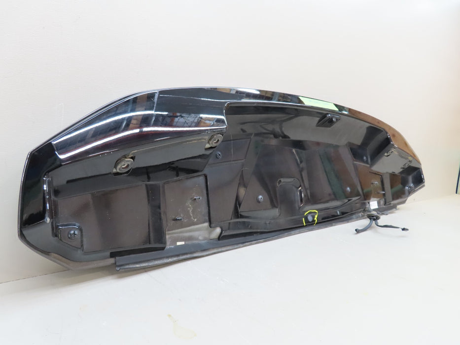 2015-2020 GMC YUKON REAR TAILGATE LIFTGATE SPOILER W/ THIRD LIGHT OEM 84554769