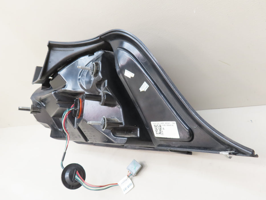 2015-2017 FORD MUSTANG RIGHT PASSENGER TAIL LIGHT LAMP LED OEM