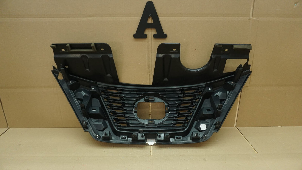 2017-2020 NISSAN ROGUE FRONT BUMPER GRILLE GRILL  W/ CHROME OEM 62310 9TG0A