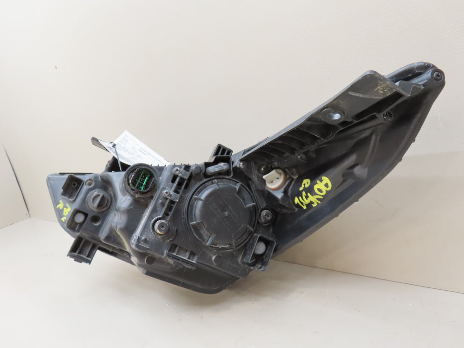 2018-2020 HYUNDAI ACCENT FRONT RIGHT PASSENGER SIDE HEADLIGHT LAMP OEM