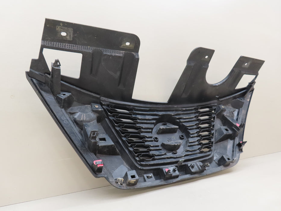 2016-2018 NISSAN ROGUE FRONT RADIATOR GRILL GRILLE OEM
