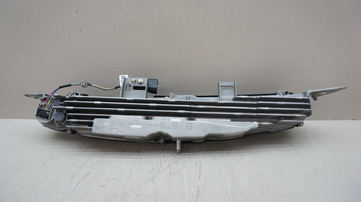 2022-2024 LAND ROVER RANGE ROVER VOGUE L460 LH REAR LED TAILLIGHT M8E2-13405 OEM