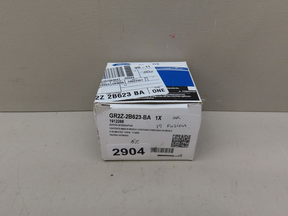 2017 - 2020 FORD FUSION CONSOLE EMERGENCY BRAKE PARK SWITCH OEM GR2Z-2B623-BA