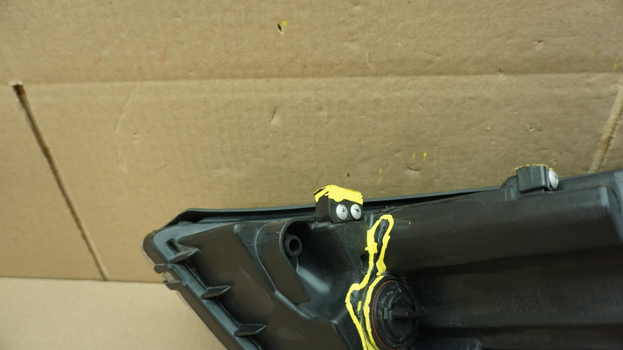 2016-2018 HYUNDAI TUCSON RIGHT PASSENGER SIDE HEADLIGHT HALOGEN AFTERMARKET