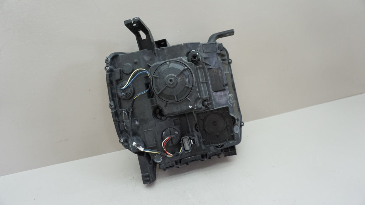 2014-2017 GMC SIERRA 1500 2500 HD 3500 HD LEFT HEADLIGHT HALOGEN OEM 23268192