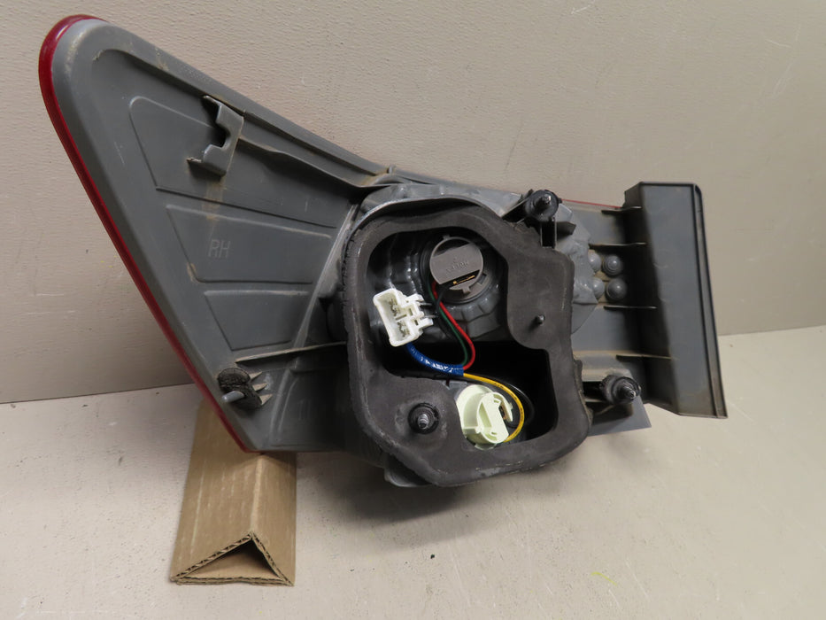 2010 2011 2012 2013 KIA FORTE SEDAN RIGHT RH TAILLIGHT LAMP OEM