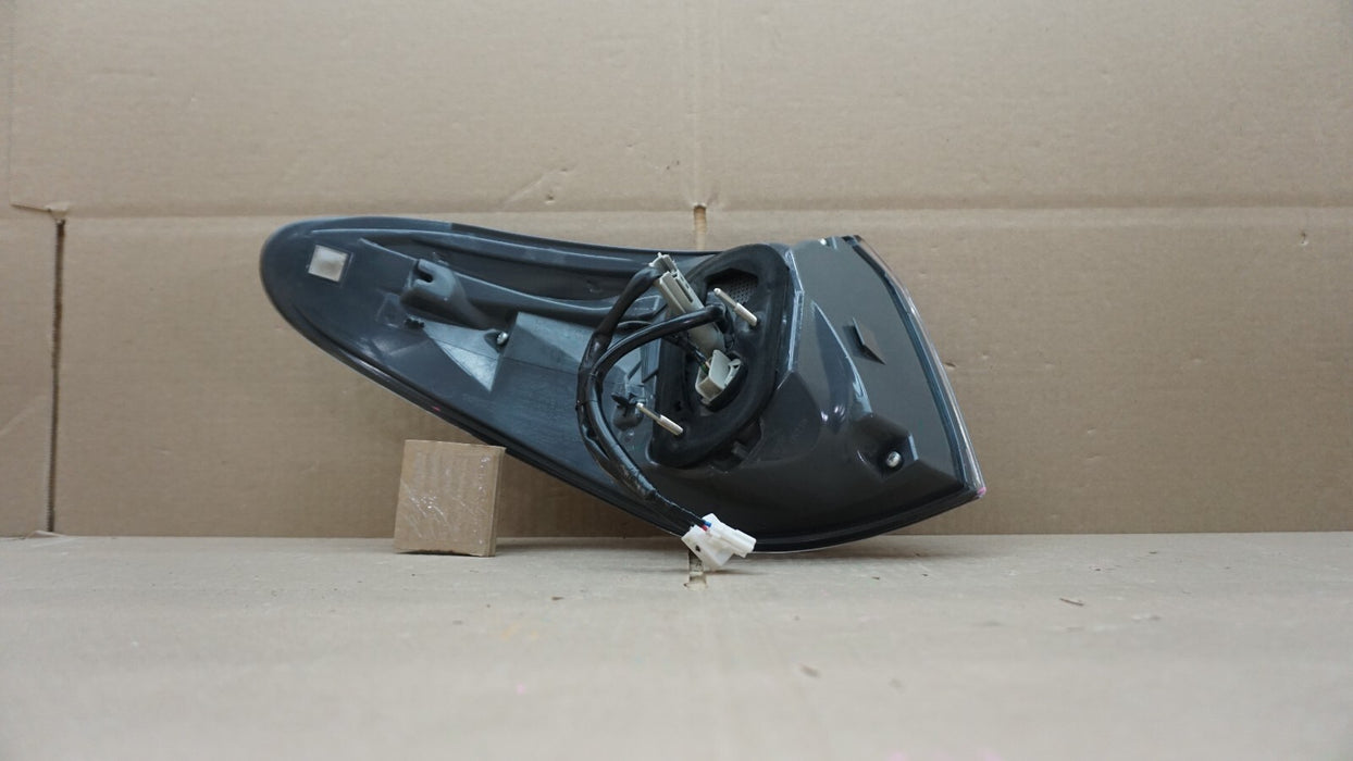 2013-2015 LEXUS RX350 REAR RIGHT PASSENGER SIDE TAIL LIGHT OEM 13 14 15