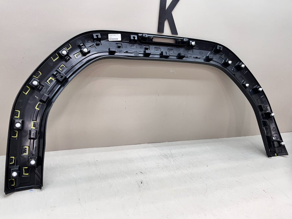 2020-2026 GMC SIERRA 2500 3500HD LH REAR FENDER FLARE 86315155 OEM