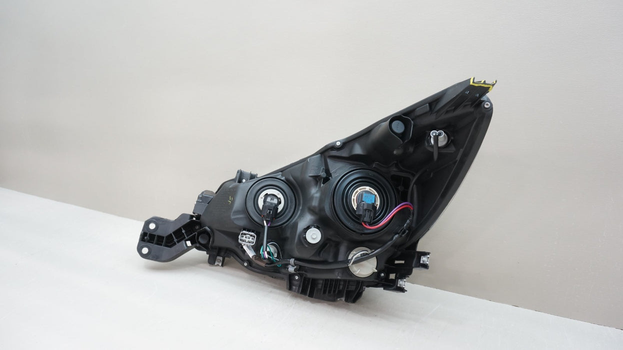 2015-2017 SUBARU LEGACY / OUTBACK FRONT RIGHT SIDE HALOGEN HEADLIGHT OEM