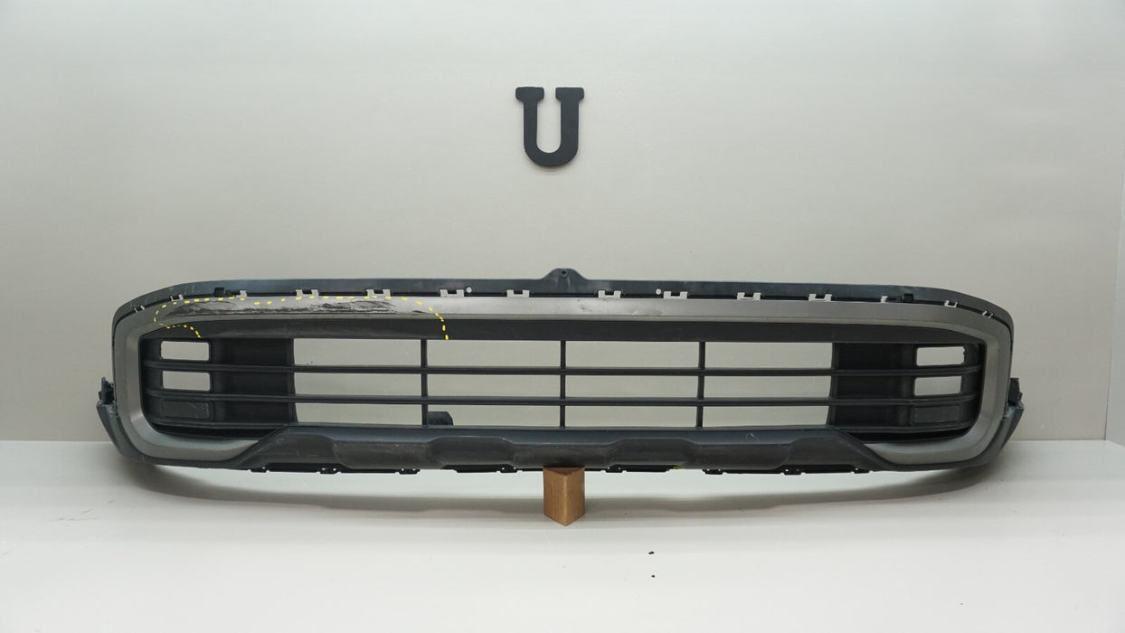 2023-2024 KIA SPORTAGE SUV FRONT LOWER BUMPER GRILLE VALANCE OEM