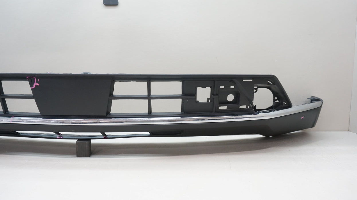 2025-2026 CHEVROLET TAHOE / SUBURBAN FRONT LOWER BUMPER VALANCE OEM 85642526