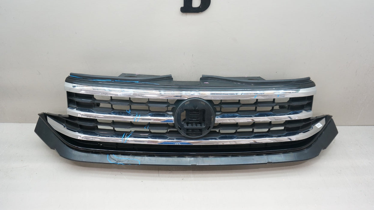 2020-2023 VOLKSWAGEN ATLAS FRONT UPPER RADIATOR GRILLE GRILL 3CM853653 OEM