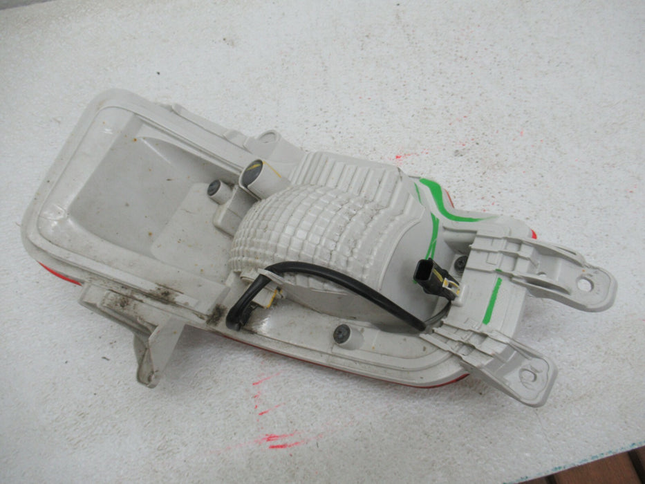2020 - 2021 HYUNDAI PALISADE REAR PASSENGER SIDE TAIL LIGHT FOG REFLECTOR OEM