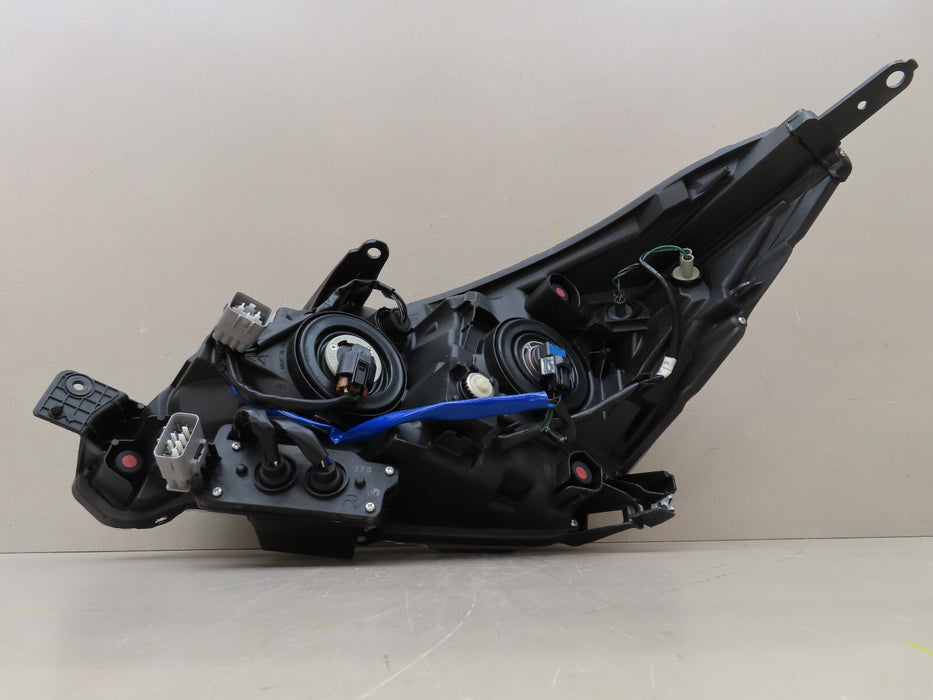 2017 2018 SUBARU FORESTER FRONT RIGHT PASSENGER HALOGEN HEADLIGHT W/LED OEM