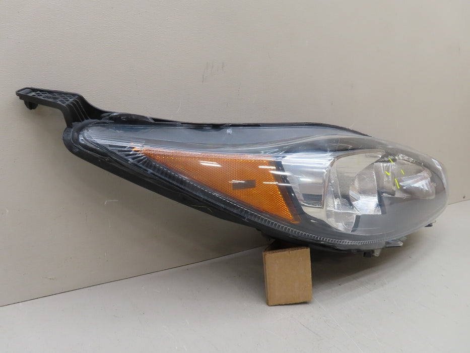 2014-2019 FORD FIESTA FRONT RIGHT PASSENGER SIDE HEADLIGHT HALOGEN OEM