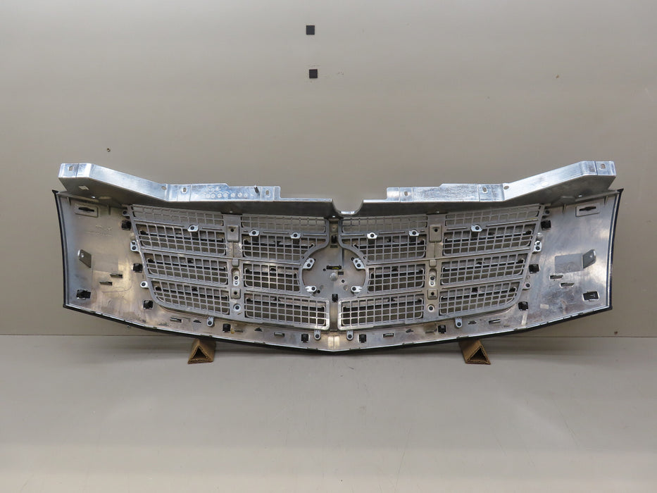 2007-2014 CADILLAC ESCALADE FRONT UPPER MAIN GRILLE OEM 20824253