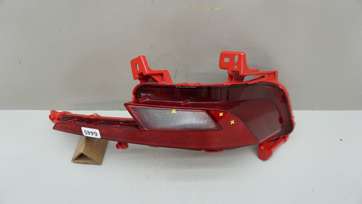 2019-2020 HYUNDAI ELANTRA REAR RH RIGHT PASSENGER SIDE BUMPER REFLECTOR OEM