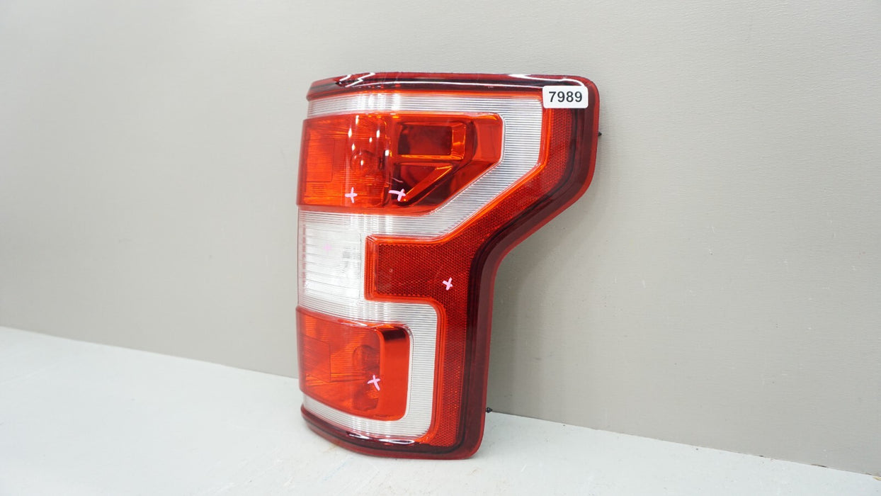 2018-2020 FORD F150 F-150 REAR RIGHT PASSENGER SIDE TAIL LIGHT OEM
