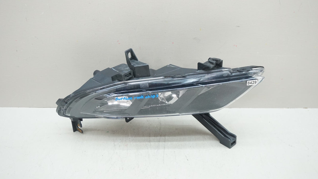 2016-2018 NISSAN MAXIMA FRONT RIGHT PASSENGER SIDE FOG LIGHT OEM