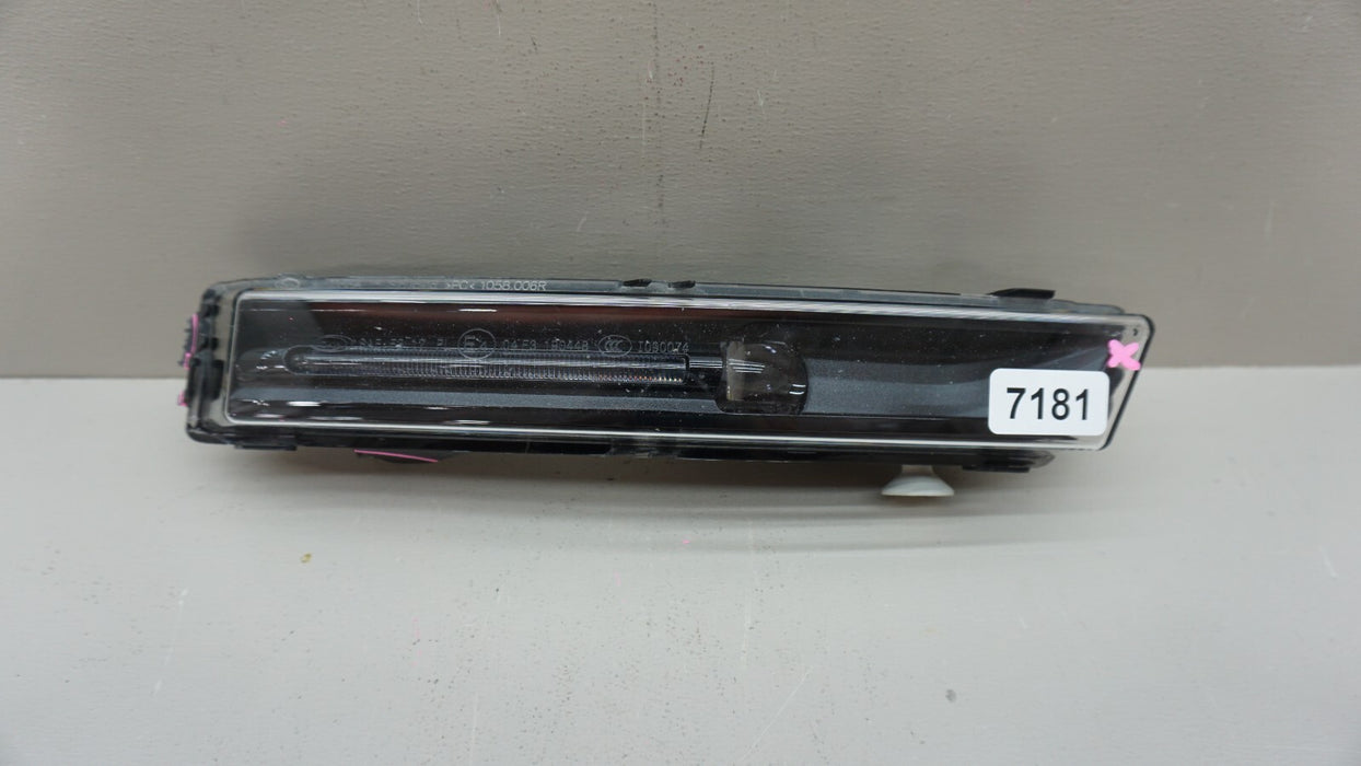 2017-2019 RANGE ROVER VELAR FRONT RIGHT PASSENGER SIDE FOG LIGHT OEM 17 18 19