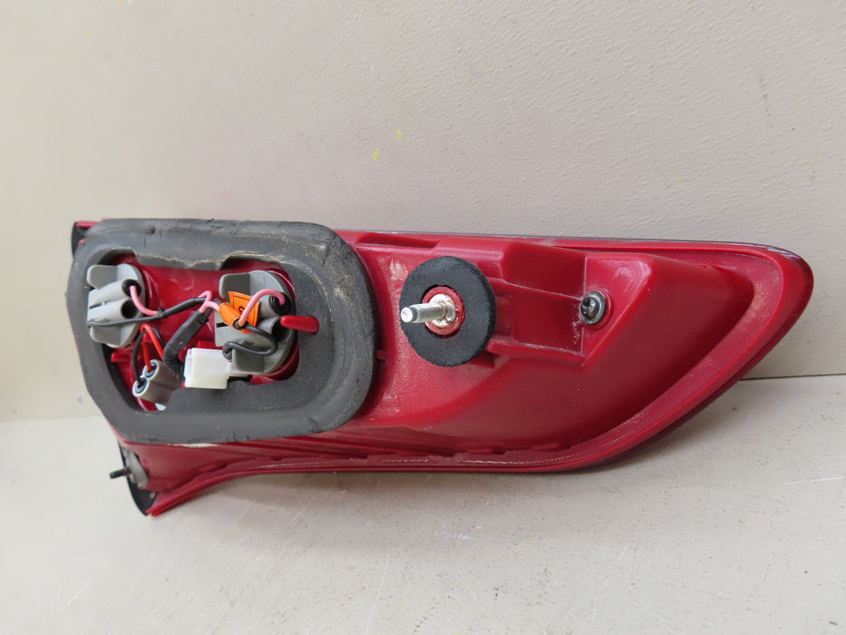 2015 2016 2017 2018 HYUNDAI TUCSON REAR RIGHT PASSENGER TAIL LIGHT INNER OEM