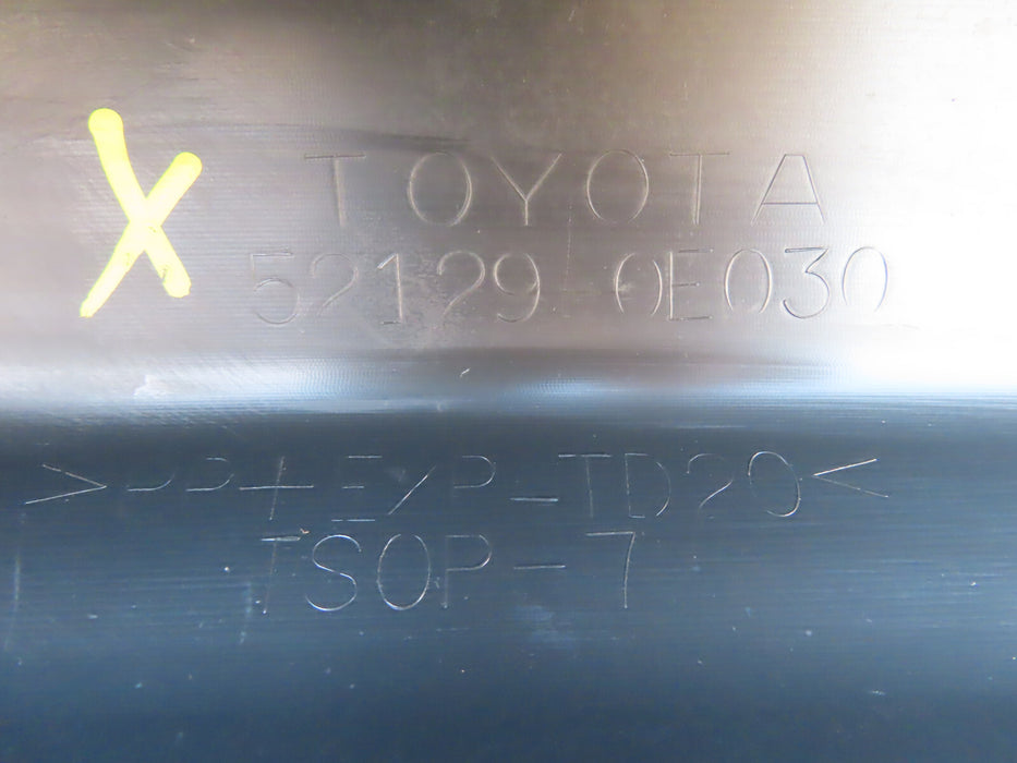 2017 2018 2019 TOYOTA HIGHLANDER FRONT BUMPER COVER OEM 52129 0E030
