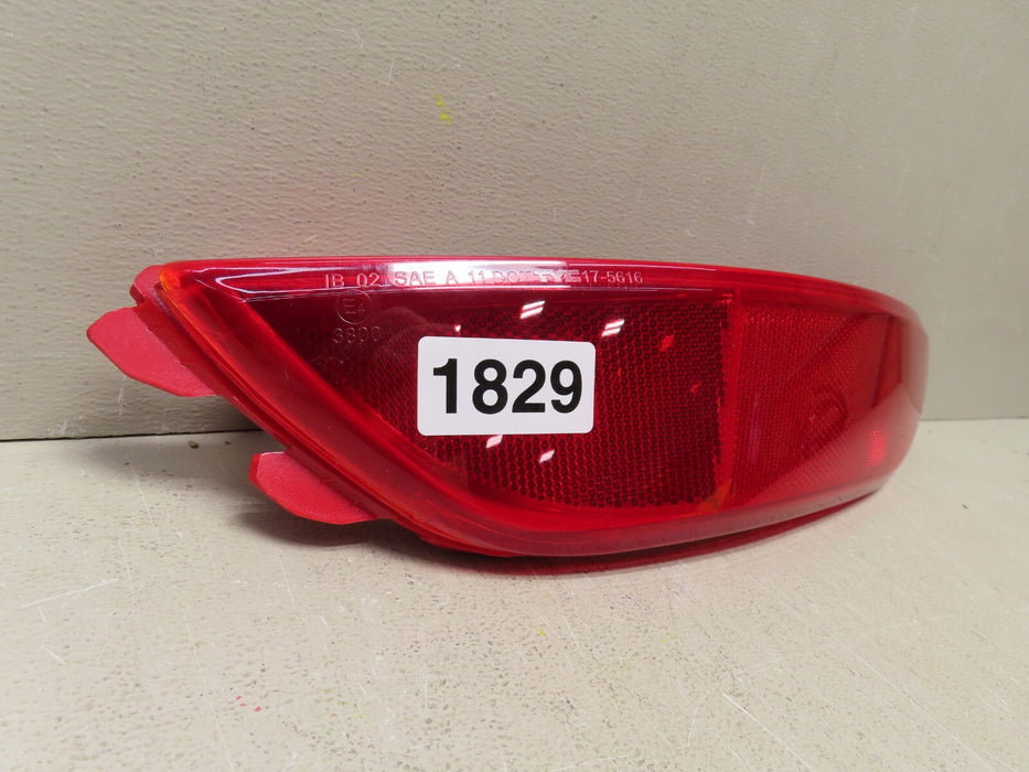 2016-2018 HYUNDAI TUCSON REAR LEFT BUMPER REFLECTOR TYC AFTERMARKET HY1184116C