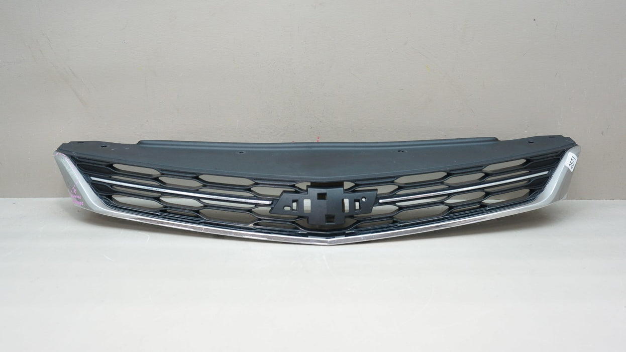 2016-2018 CHEVROLET CRUZE FRONT UPPER BUMPER GRILLE OEM